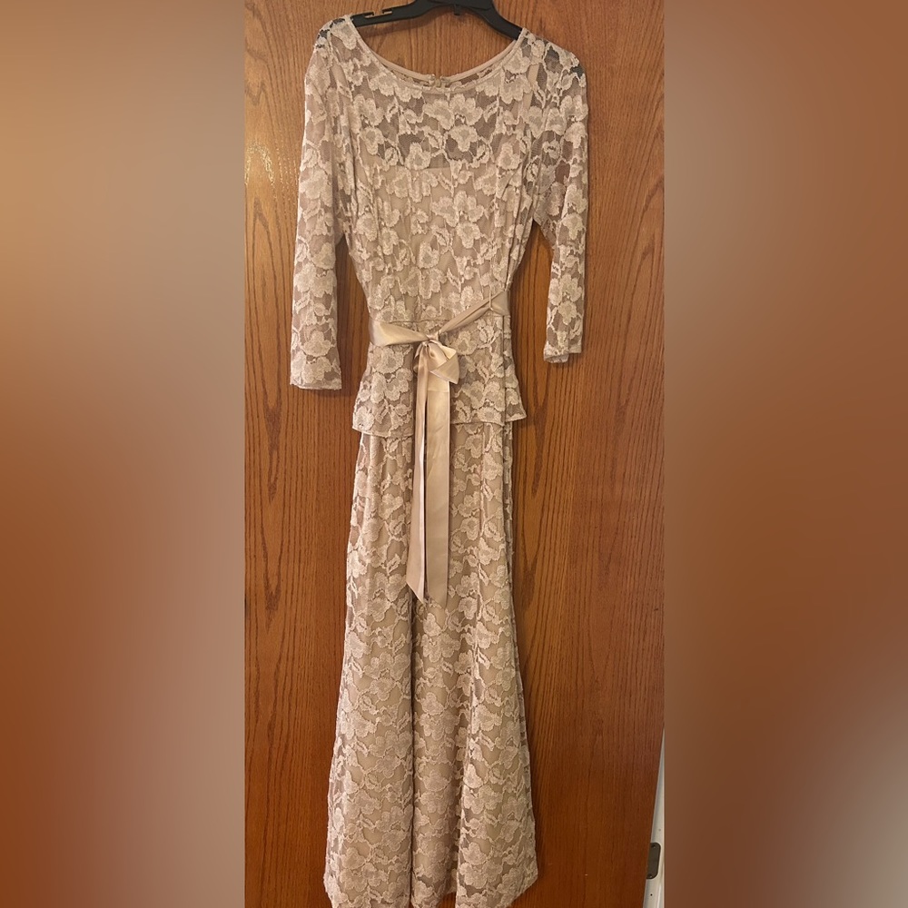 Leslie Fay Cream Lace Long Sleeve Jumpsuit with Sash
